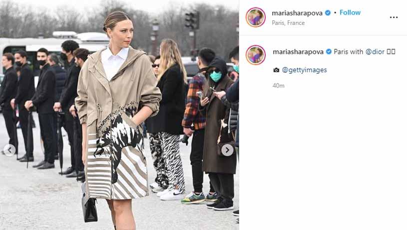 Maria Sharapova kenakan pakaian milik Dior di acara Paris Fashion Week 2022. Foto: Instagram@mariasharapova - INDOSPORT