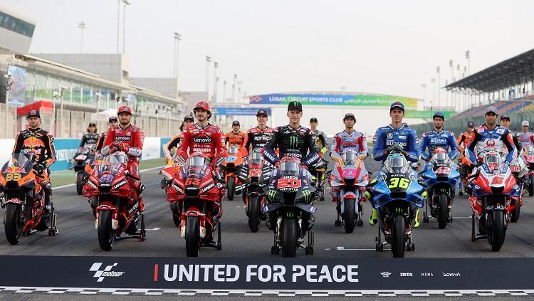 Berikut jadwal MotoGP Qatar hari ini yang menggelar babak kualifikasi untuk menentukan siapa rider peraih pole position perdana di MotoGP 2022. (Foto: REUTERS/Ibraheem Al Omari)