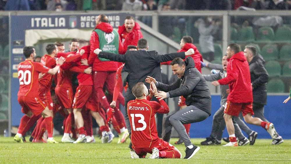 Tampil gemilang di play-off Piala Dunia 2022, seluruh skuat Makedonia Utara ternyata hanya secuil dari Timnas Italia alias setara Gianluigi Donnarumma seorang. - INDOSPORT