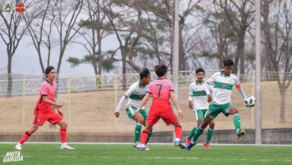 Perjuangan Garuda Nusantara dalam laga uji coba kontra Korea Selatan U-20 di Daegu Auxiliary Stadium, Daegu, Korea Selatan. Foto: Instagram@PSSI