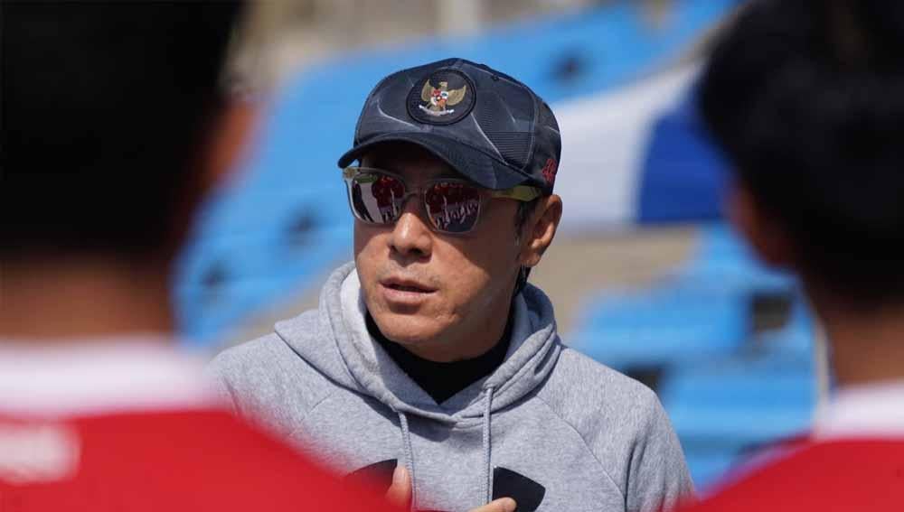 Ketua Umum PSSI, Mochammad Iriawan, memastikan bahwa Shin Tae-yong tetap melatih Timnas Indonesia senior dan Timnas Indonesia U-20, Jumat (17/06/22). - INDOSPORT