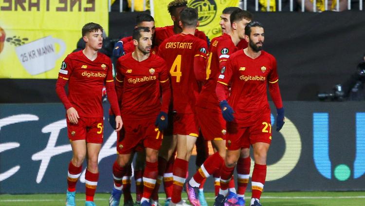 Tiga pemain AS Roma yang tampil buruk dan jadi biang keladi kegagalan Giallorossi meraih kemenangan atas Bodo Glimt di perempat final UEFA Conference League.