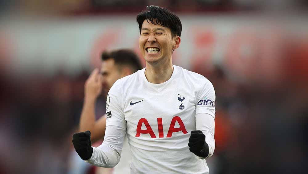Bintang Tottenham Hotspur, Son Heung-min, diincar Liverpool yang sebentar lagi akan ditinggal Sadio Mane. Situasi ini membuat Antonio Conte kelabakan. Foto: Reuters/Molly Darlington - INDOSPORT