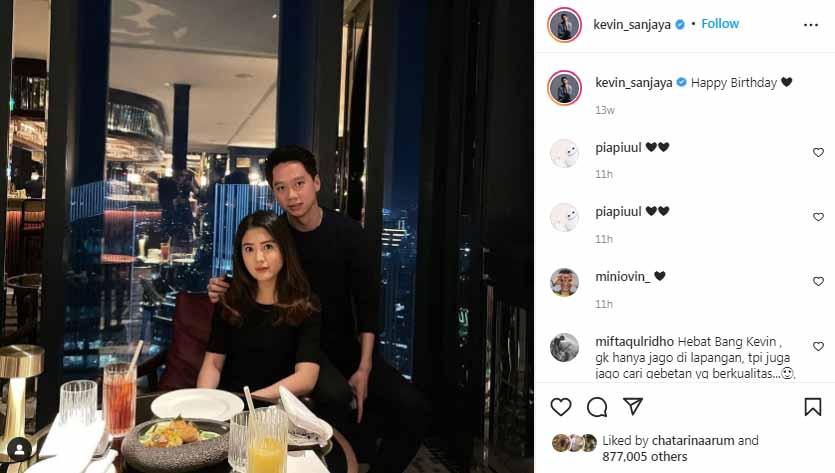 Valencia Tanoesoedibjo disebut memiliki aura yang berbeda usai gosipkan bakal menikah dengan Kevin Sanjaya pada Maret 2023 mendatang. Foto: Instastory@kevin_sanjaya