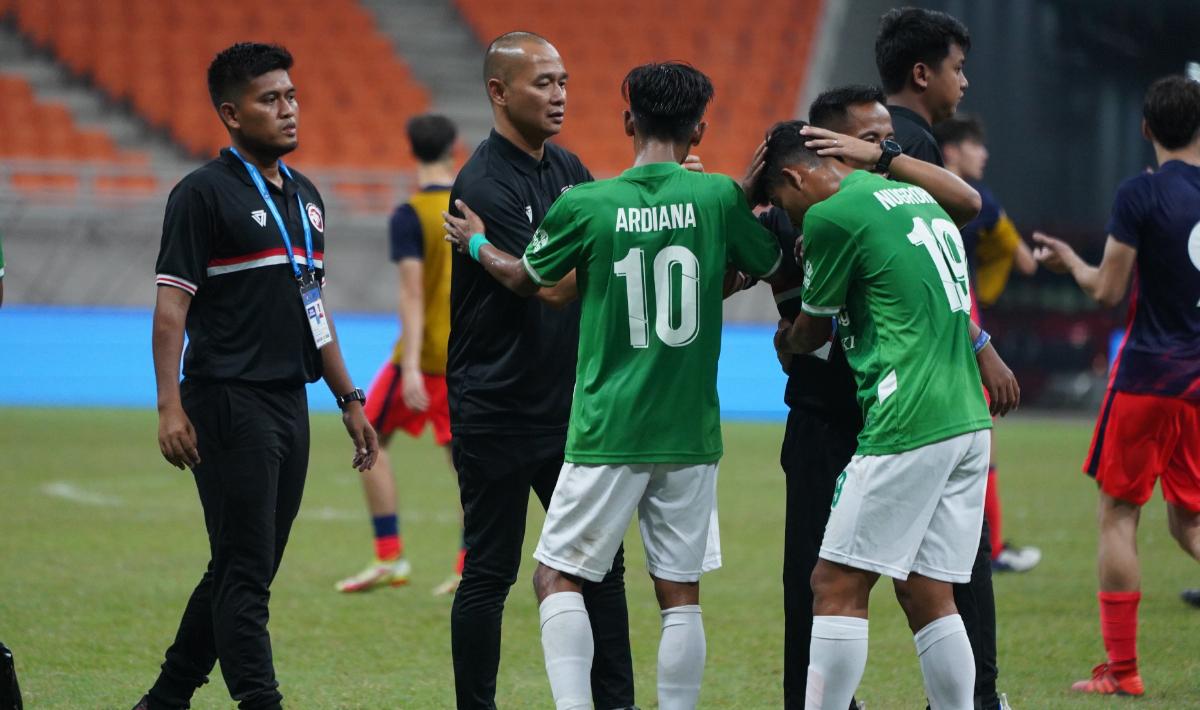 Indonesia All Star dikalahkan Atletico Madrid U-18 dengan skor 1-2 pada laga ketiga turnamen International Youth Championship (IYC) 2022 di Stadion JIS, Minggu (17/04/22). Foto: Official Photo IYC 2022