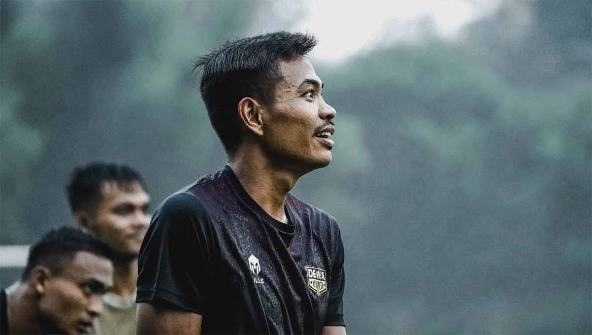 Pemain Dewa United, Asep Berlian. Foto: Dewa United