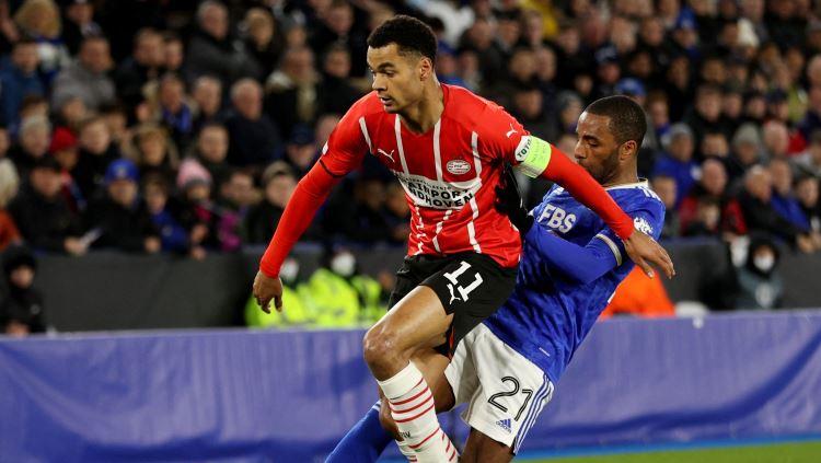 Pemain PSV Eindhoven, Cody Gakpo (kiri). Foto: Action Images via Reuters/Molly Darlington.