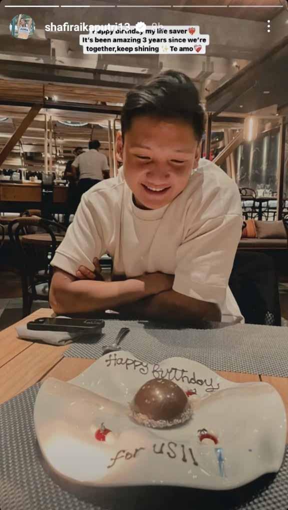 Syahrian Abimanyu dapat ucapan romantiis dari Shafira Ika Putri. Foto: Instastory@shafiraikaputri13 Copyright: Instastory@shafiraikaputri13