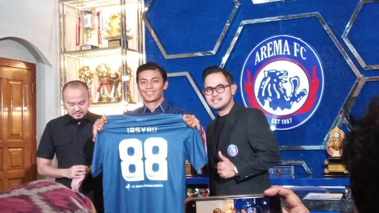 Irsyad Maulana dikabarkan sudah hengkang dari Arema FC jelang putaran kedua Liga 1.