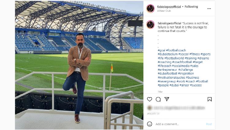Cerita Fabio Lopez, salah satu mantan pelatih dan manajer klub junior Liga Italia, AS Roma, yang sangat terpesona bahkan jatuh cinta dengan fanatisme suporter Indonesia. - INDOSPORT