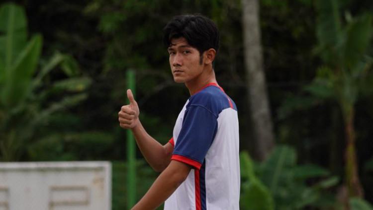 Bek muda RANS Cilegon FC, Meru Kimura, menyatakan tekad untuk berkarier di Liga Jepang karena ia terinspirasi bek Timnas Indonesia, Pratama Arhan.