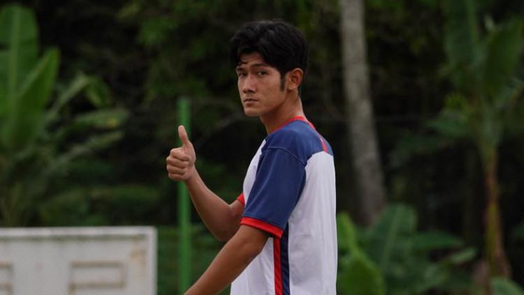 Bek muda RANS Cilegon FC, Meru Kimura, menyatakan tekad untuk berkarier di Liga Jepang karena ia terinspirasi bek Timnas Indonesia, Pratama Arhan. - INDOSPORT