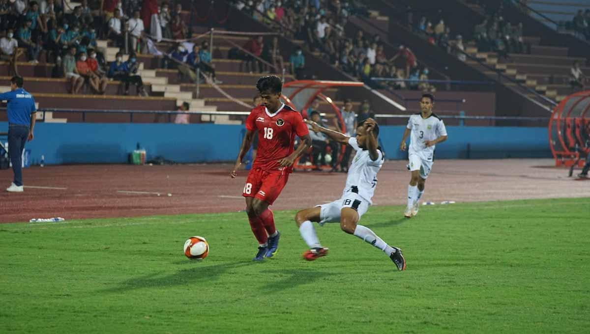 Laga antara Indonesia vs Timor Leste di ajang SEA Games 2021. Foto: PSSI