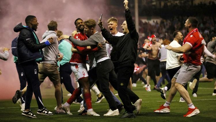 Nuansa tauran antar kampung mewarnai pertandingan leg kedua babak play-off Divisi Championship antara Nottingham Forest vs Sheffield United, Rabu (18/05/22).
