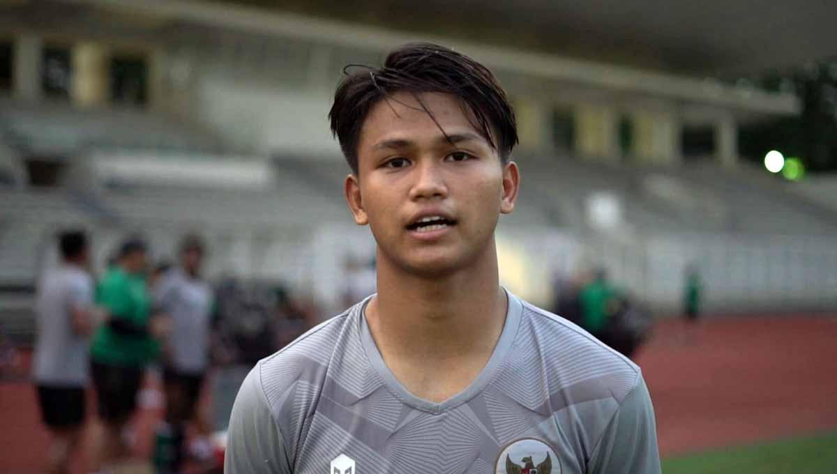 Pemain Timnas Indonesia U-20, Hokky Caraka mengaku takut mendapat tekanan dari fans, apalagi banyak yang mengkritik dirinya usai Piala Dunia U-20 batal dihelat di Indonesia. Foto: PSSI