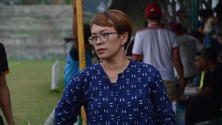 Manajer Karo United, Yosephine Natalitha Sembiring ((Aldi Aulia Anwar/INDOSPORT))