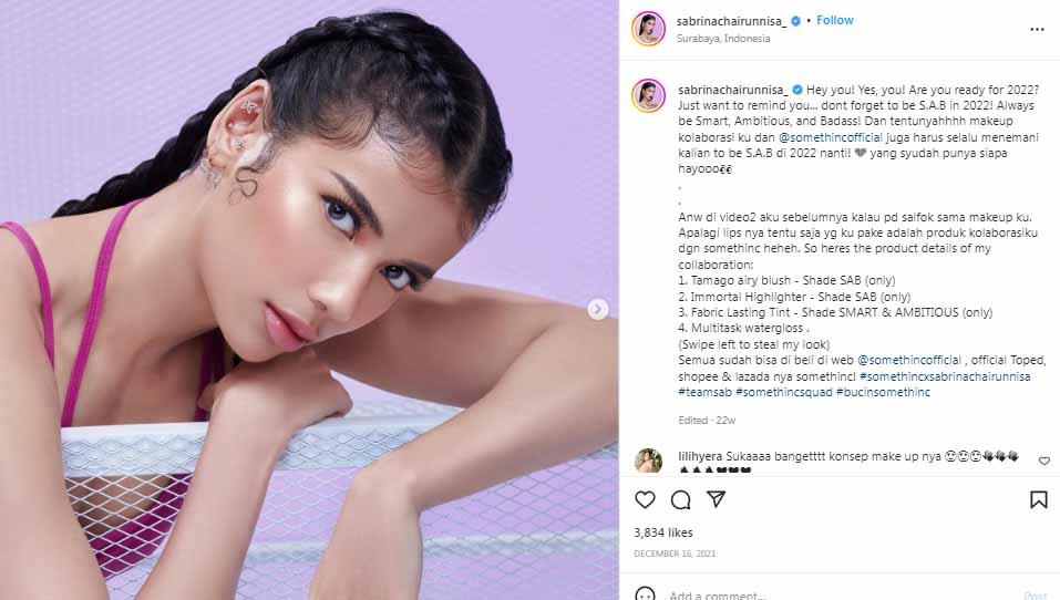 Kompak jalan bareng Nada Tarina, artis pegiat olahraga, Sabrina Chairunnisa, alami hal kocak saat hampir terbang tertiup angin gara-gara terlalu langsing.