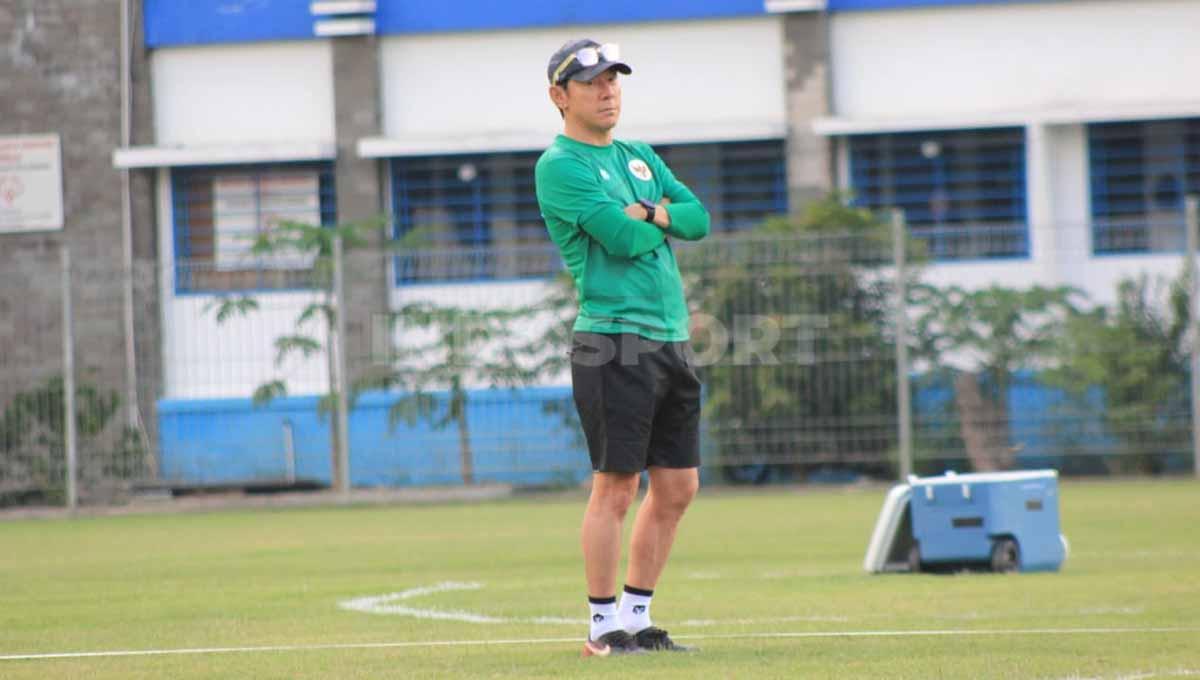 Dua legenda sepak bola nasional, Gendut Doni dan Peri Sandria ikut berpendapat soal performa Shin Tae-yong bersama Timnas Indonesia.