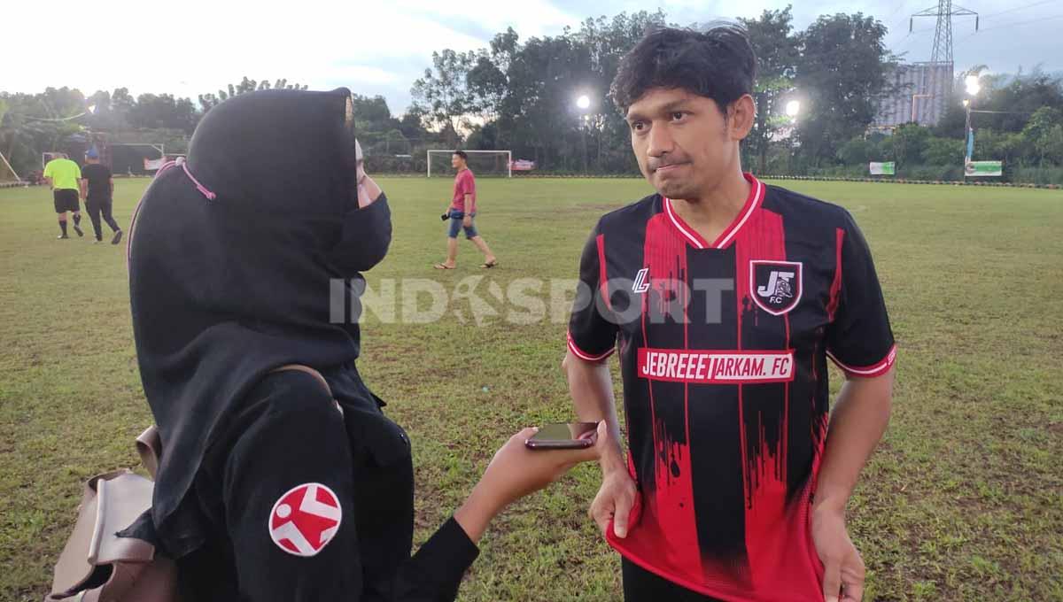 Ibnu Jamil menjadi salah satu artis Indonesia yang ikut memeriahkan event Jebreet Tarkam di Lapangan Marabunta, Rabu (01/06/22).