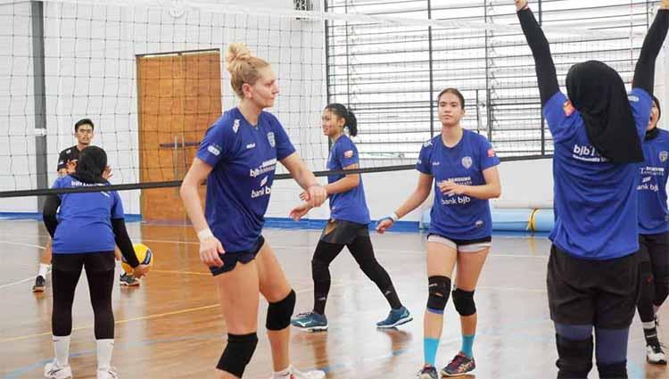 Pertarungan terbaik dalam turnamen voli VNL 2022 bisa Anda saksikan secara live streaming di platform Vidio.
