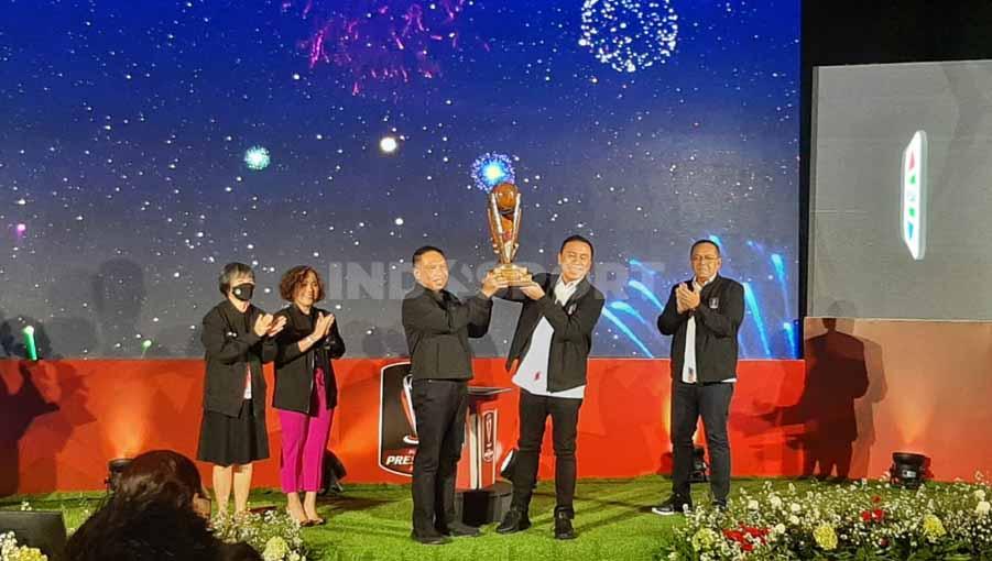 Turnamen pra musim Liga 1 resmi gunakan nama Piala Presiden 2022. Foto: Petrus Manus Da' Yerimon/Indosport.com