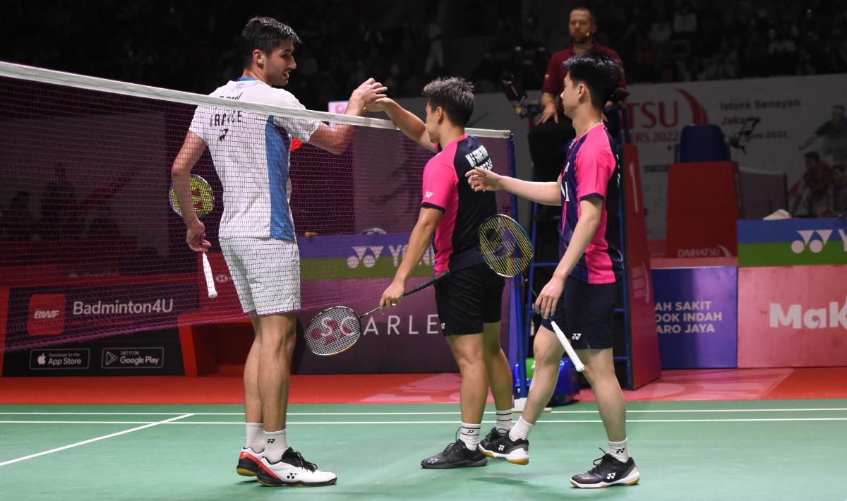 Tiru Viktor Axelsen sebagai pendiri ‘Padepokan Dubai,’ Christo Popov dan Toma Junior Popov mengikuti jejak yang sama dengan kamp pelatihan bertabur bintang. - INDOSPORT