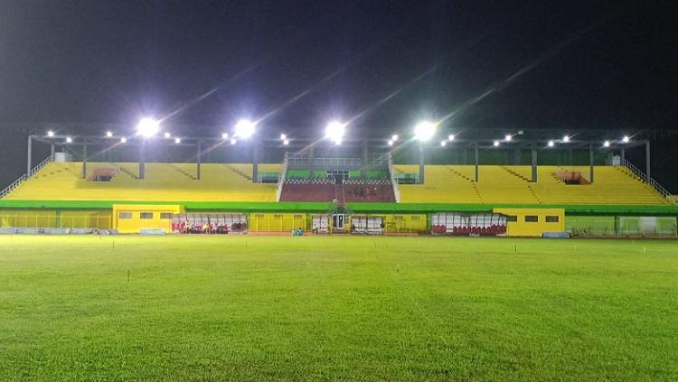Kondisi Stadion BJ Habibie, Parepare, di malam hari yang akan dijadikan homebase oleh PSM Makassar di Liga 1 2022-2023.