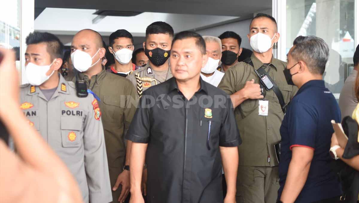 Sekjen PSSI, Fadil Imran (tengah). Foto: Herry Ibrahim/Indosport.com