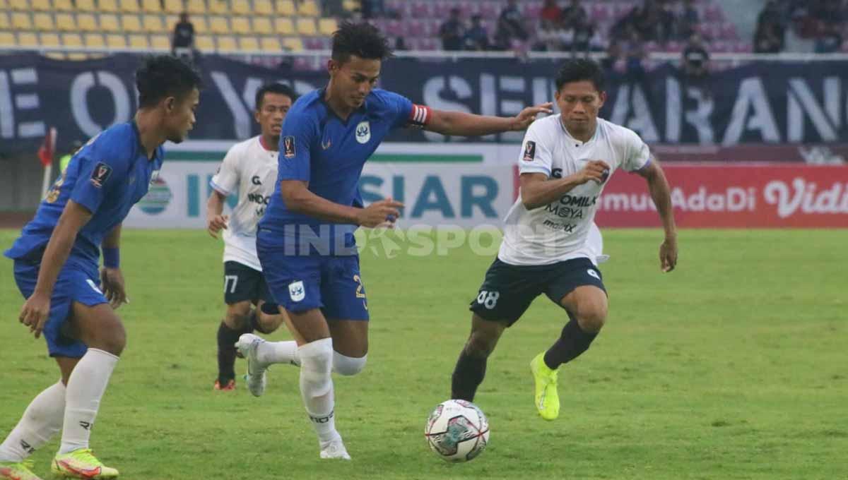 Penyerang PSIS Semarang, Hari Nur Yulianto. Foto: Nofik Lukman Hakim/Indosport.com