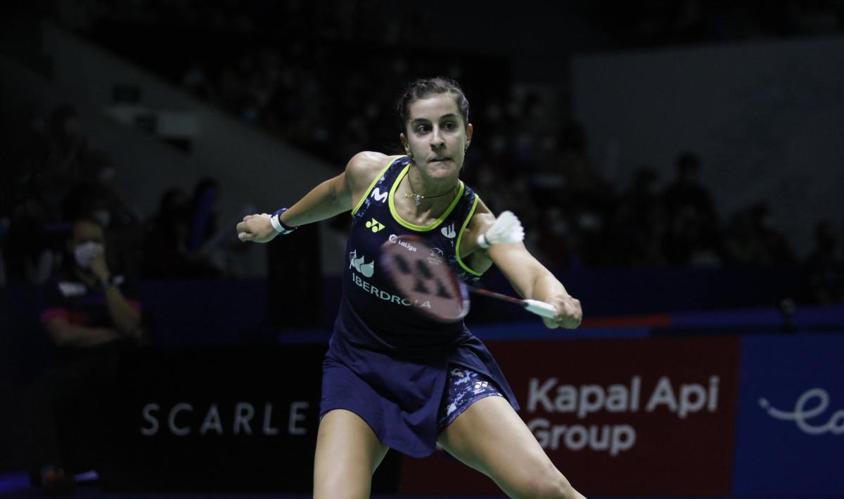 Ratu bulutangkis Spanyol, Carolina Marin, mengakui bahwa euforia penonton di Istora Senayan, memiliki andil besar dalam comeback-nya di Indonesia Open 2022. - INDOSPORT
