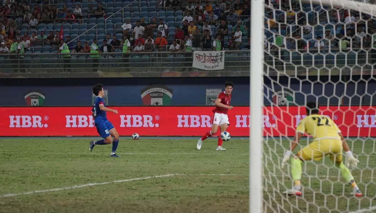 Salah repost story instagram usai Nepal kalah di Kualifikasi Piala Asia 2023, kiper Deep Karki mengaku kewalahan diserbu pesan dari suporter Timnas Indonesia. - INDOSPORT