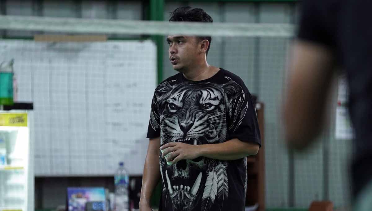 Agripina Prima ungkap semangat menggebu-gebut Valentino Simanjuntak saat latihan jelang lawan Vincent Rompies. Foto: Garry Hakita/Jebreeet Media.