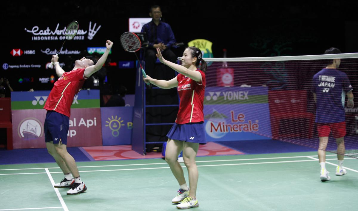 Baru saja gagal menyabet emas Badminton Asia Championships 2023 (BAC 2023) jelang Piala Sudirman 2023, Huang Yaqiong, sibuk tebar pesona pada penggemarnya di weibo.
