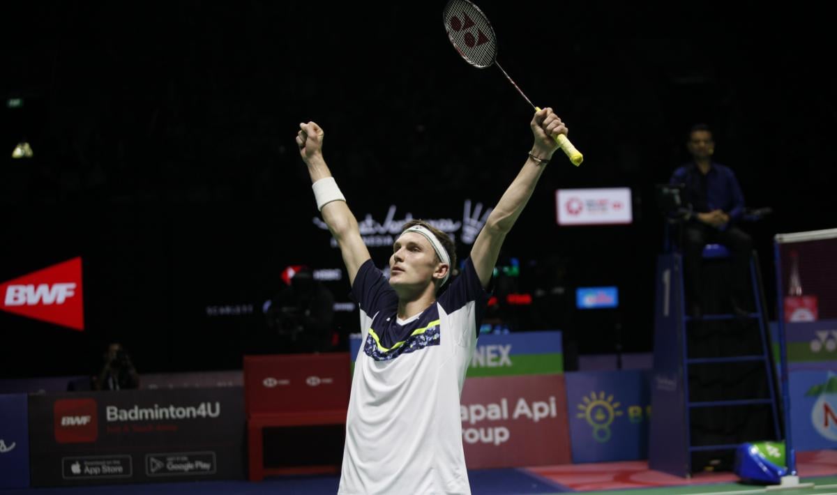 Momen kocak saat raja tunggal putra Denmark, Viktor Axelsen, ‘ngarep’ dapat wildcard ikut Badminton Asia Championships (BAC) 2023 di Dubai, tempat tinggalnya. - INDOSPORT