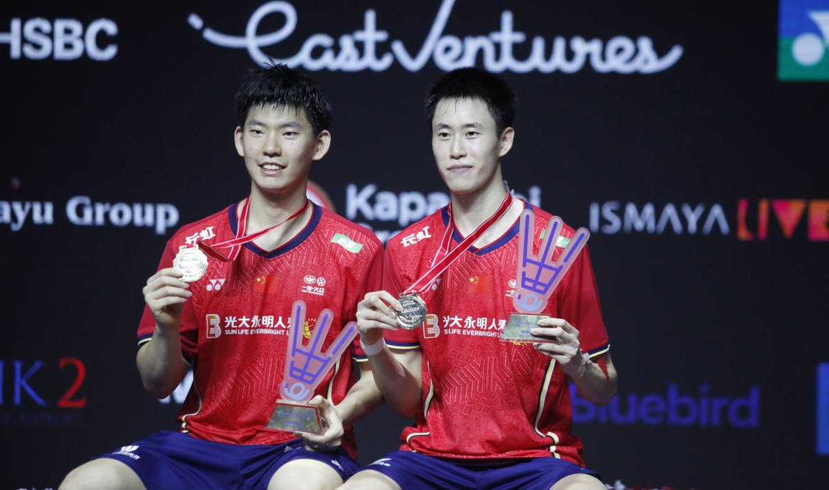 Ganda putra China gencar melakukan latihan keras jelang Badminton Asia Championships (BAC 2023) yang patut diwaspadai tim Indonesia. - INDOSPORT