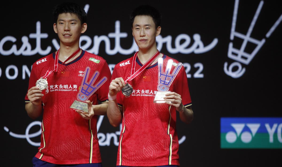 Pasangan China, Liu Yu Chen/Ou Xuan Yi berhasil menjadi juara sektor ganda putra Indonesia Open 2022 di Istora Senayan, Minggu (19/06/22).