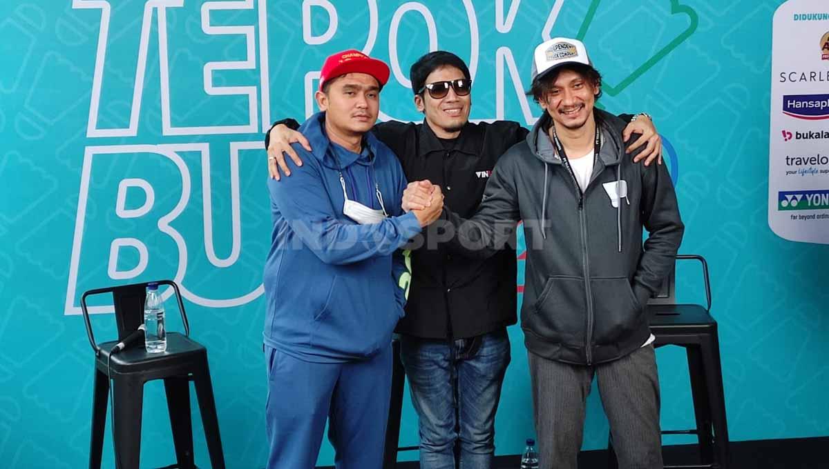 Konfrensi Pers Tepok Bulu 2022 Vincent Rompies vs Valentino Simanjuntak. Foto: Ivan Reinhard Manurung/INDOSPORT