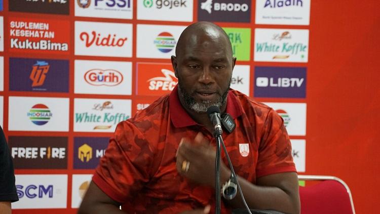 Direktur akademi Persis Solo, Jacksen F Tiago (Prabowo/INDOSPORT)