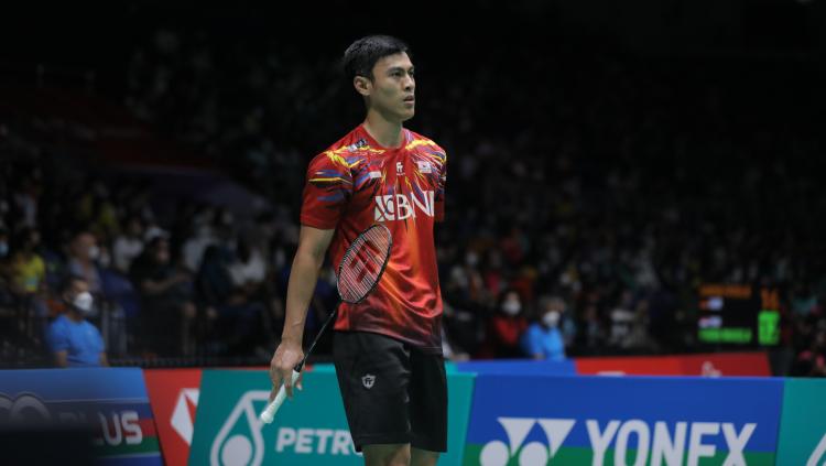 Tunggal putra Indonesia, Shesar Hiren Rhustavito pamitan usai putuskan absen di Malaysia Masters 2022 karena alami cedera. - INDOSPORT