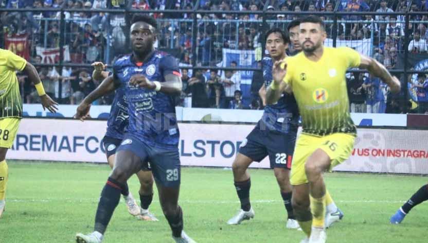 Penyerang asing milik Arema FC, Abel Issa Camara memilih realistis perihal target pribadi setelah resmi mengisi lini serang skuat Singo Edan pada Liga 1 2022/2023 nanti.