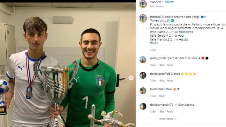 Tommaso Mancini (kiri) bisa jadi titisan Zlatan Ibrahimovic di Juventus. Foto: instagram/mancio9. - INDOSPORT