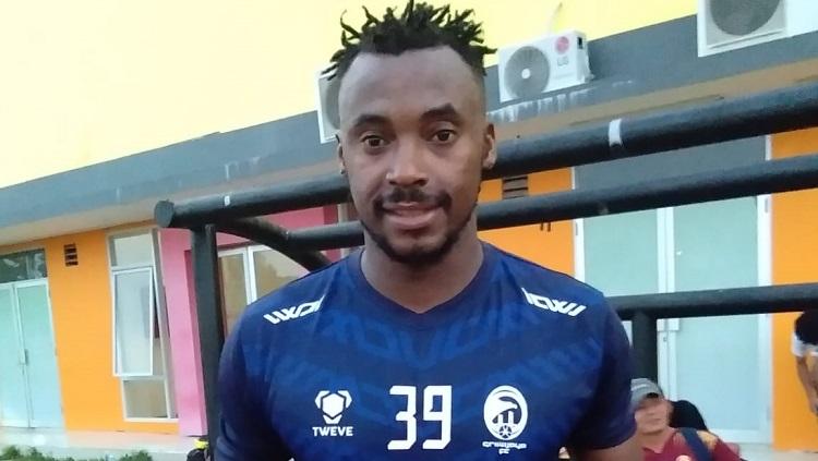 Striker anyar Sriwijaya FC, Guy Junior.