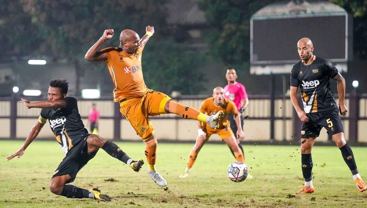 Laga uji coba Bhayangkara FC vs Dewa United. Foto: Bhayangkara FC