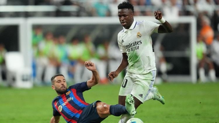 Pertandingan Real Madrid vs Barcelona, Minggu (24/07/22). Foto: Stephen R. Sylvanie-USA TODAY Sports.