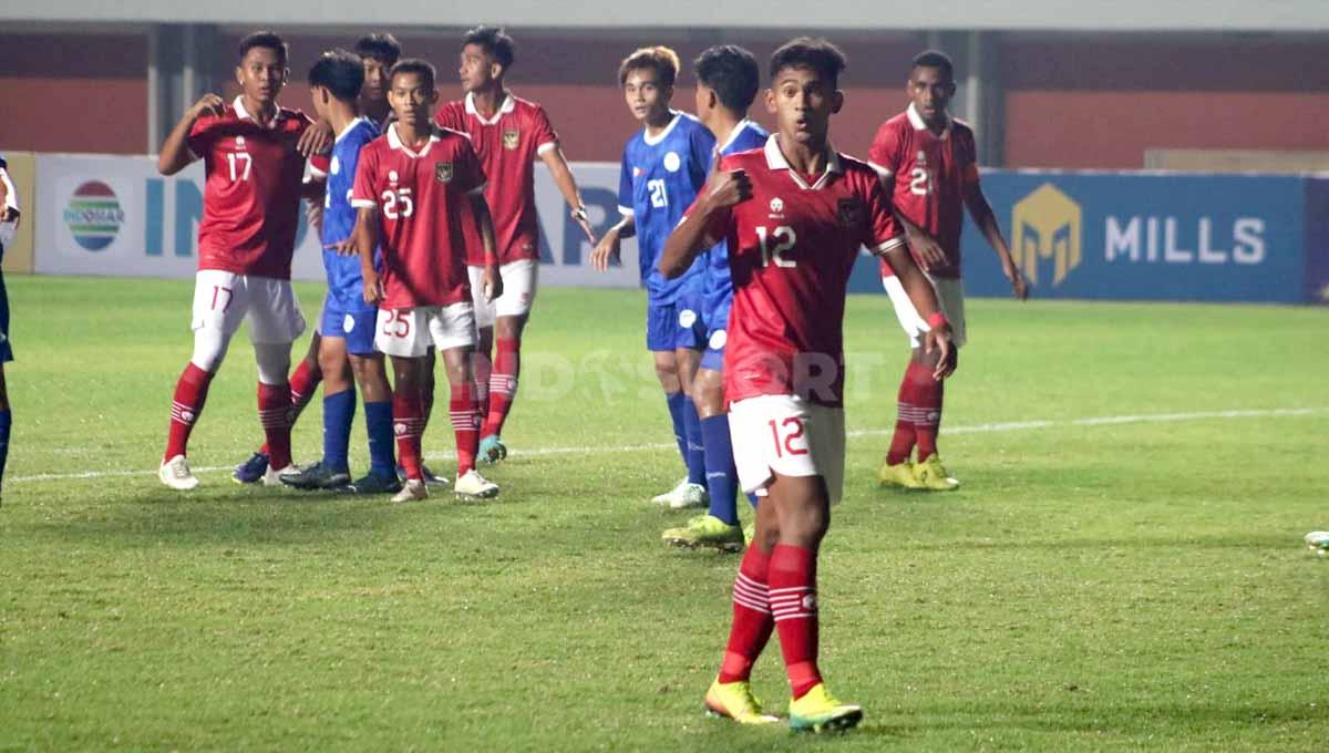 Timnas Indonesia U-16 akan menghadapi Myanmar pada babak semifinal Piala AFF U-16 2022 di Stadion Maguwoharjo, Sleman, Rabu (09/08/22). - INDOSPORT