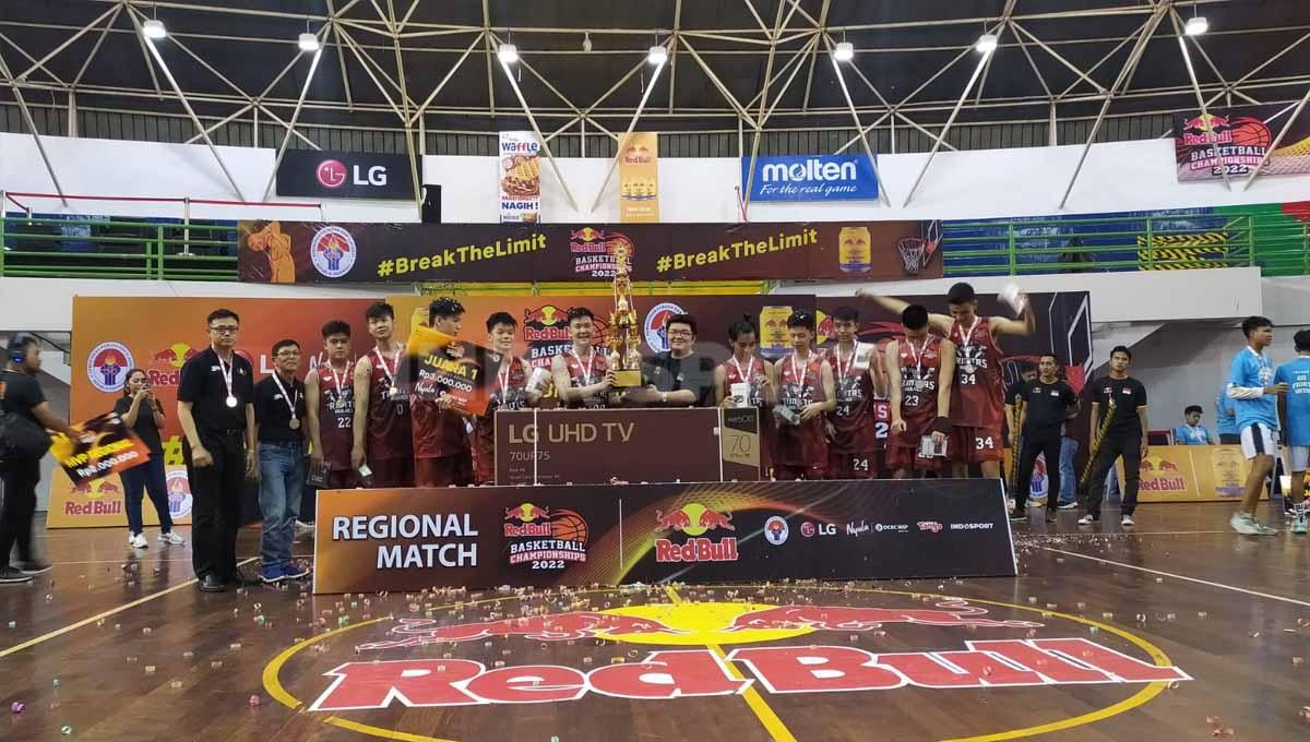 SMA Trinitas juara 1 Red Bull Basketball Championships 2022 seri Bandung.
