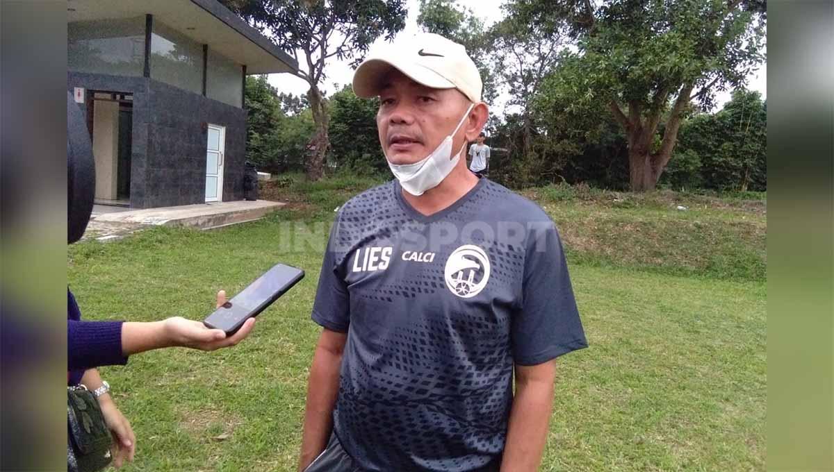 Pelatih Sriwijaya FC, Liestiadi. Foto: Muhammad Effendi/INDOSPORT