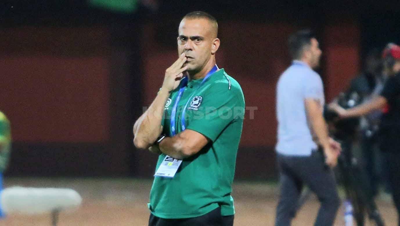 Pelatih Madura United, Fabio Lafundes. Foto: Ian Setiawan/INDOSPORT
