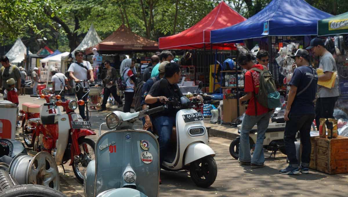 Keseruan acara Otobursa Tumplek Blek. Foto: Otobursa Tumplek Blek