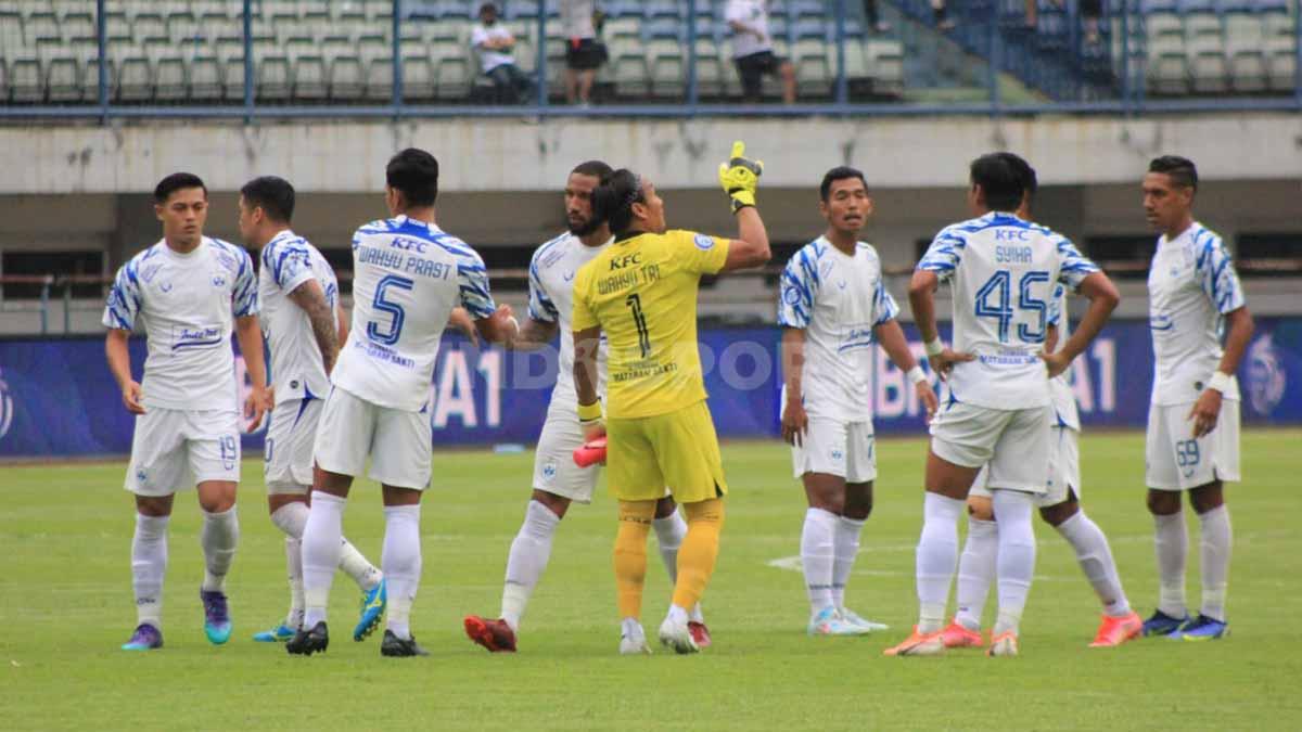 Persib Bandung vs PSIS Semarang di Stadion GBLA, Kota Bandung, Sabtu (13/08/22).
